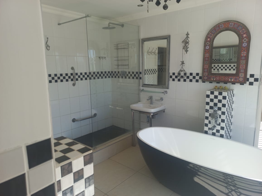 3 Bedroom Property for Sale in Gonubie North Eastern Cape